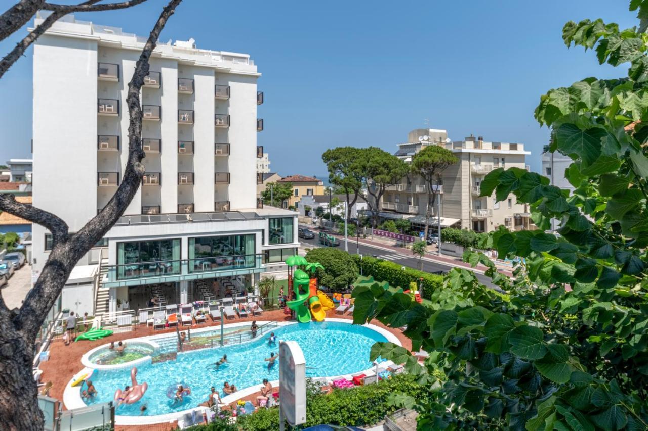 Hotel 2000 Riccione Ngoại thất bức ảnh