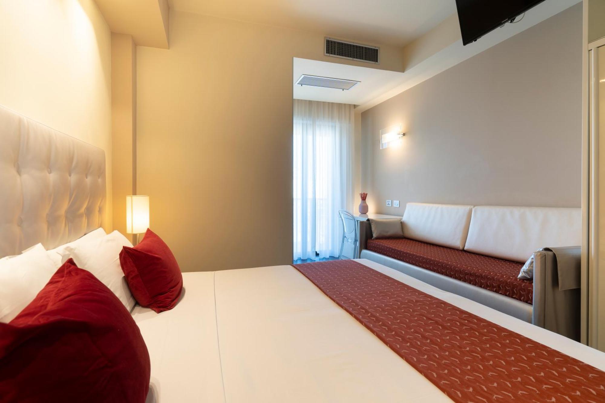 Hotel 2000 Riccione Ngoại thất bức ảnh
