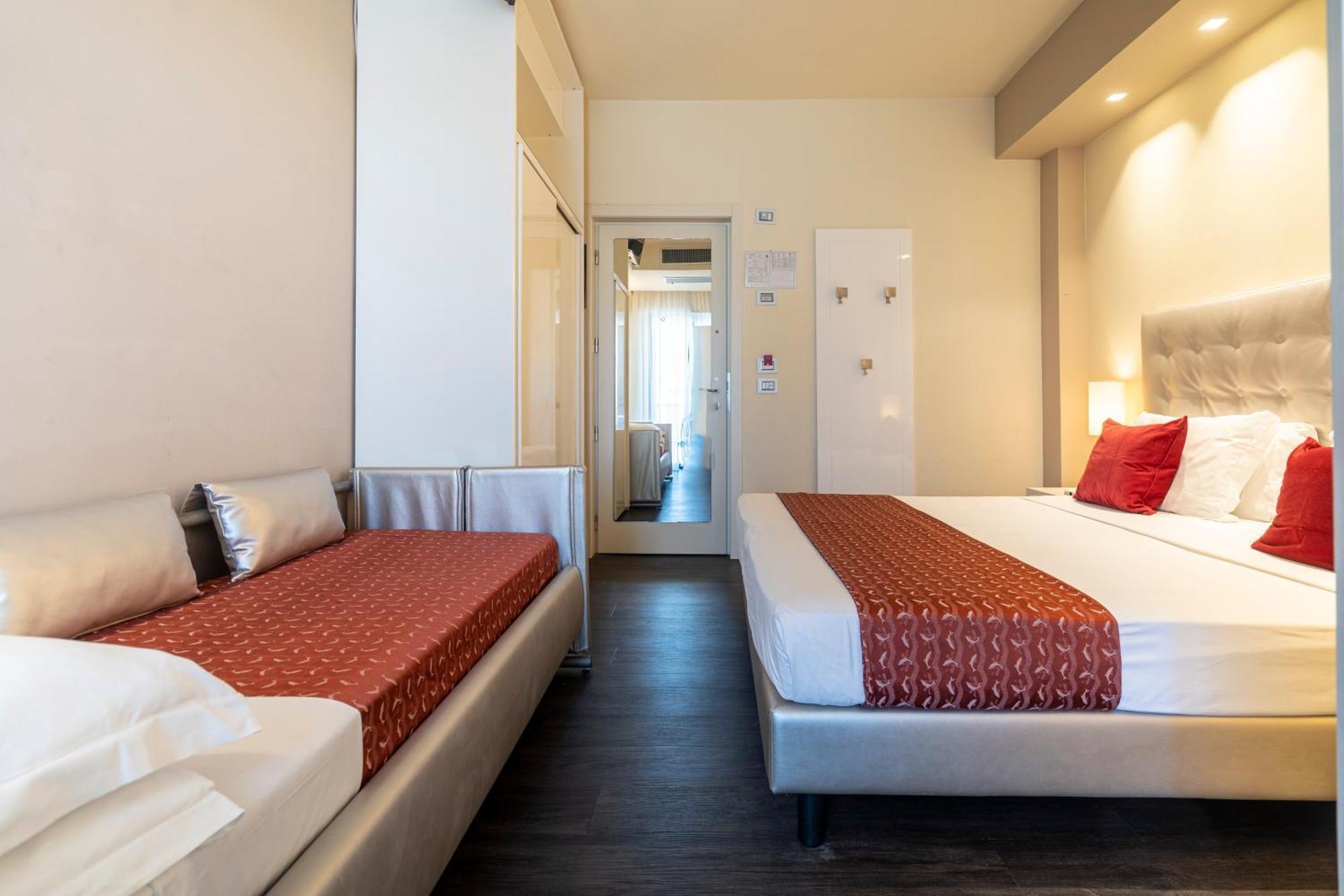 Hotel 2000 Riccione Ngoại thất bức ảnh