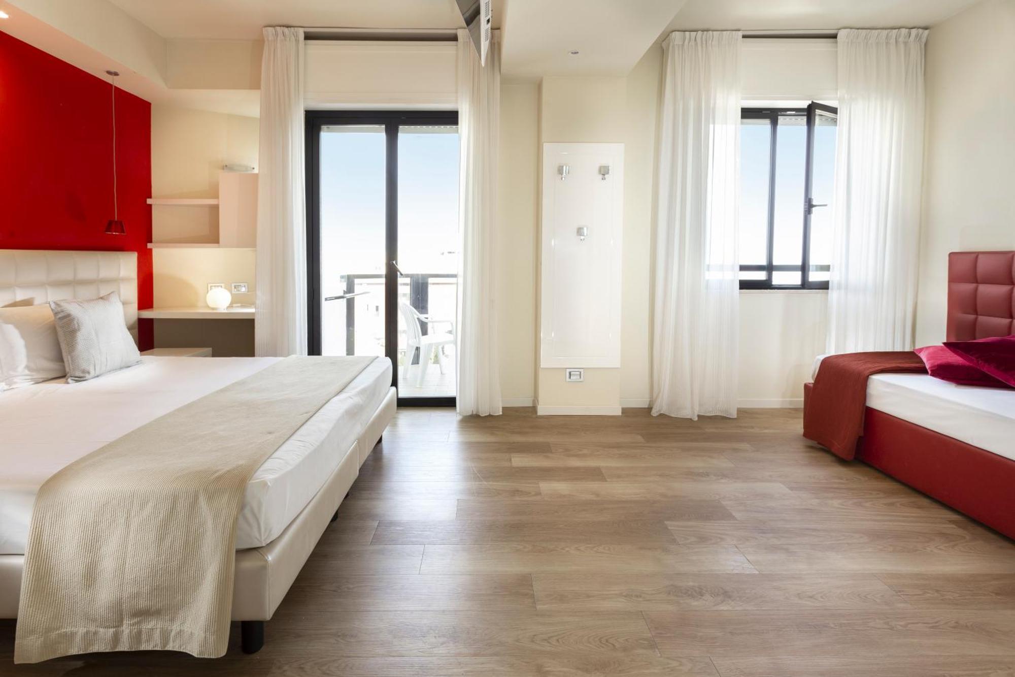 Hotel 2000 Riccione Ngoại thất bức ảnh