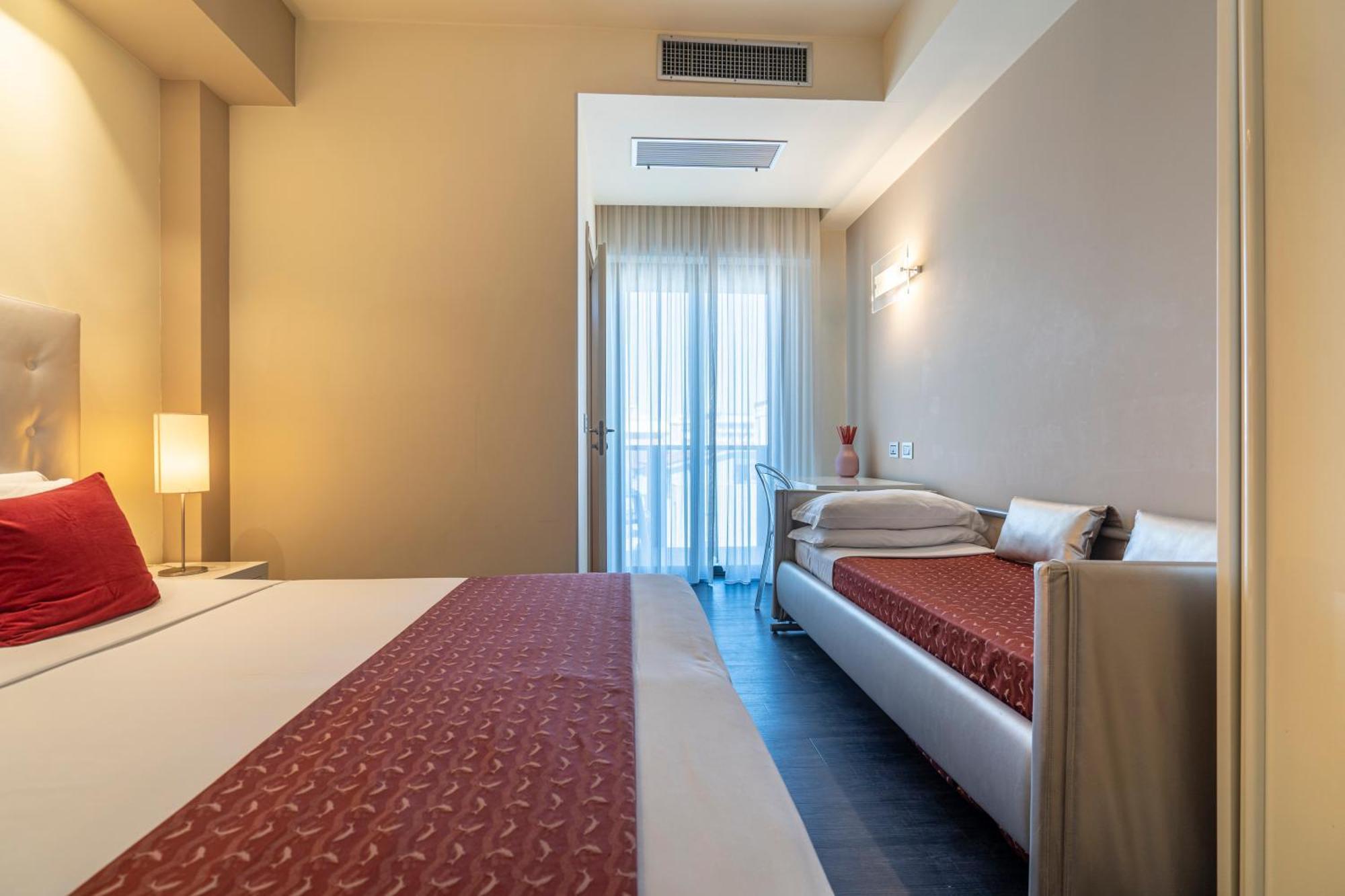 Hotel 2000 Riccione Ngoại thất bức ảnh