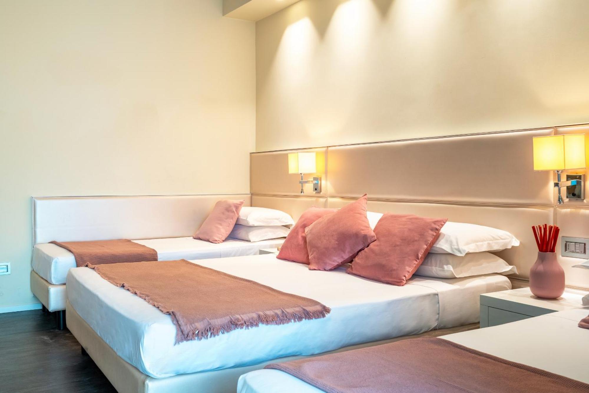 Hotel 2000 Riccione Ngoại thất bức ảnh