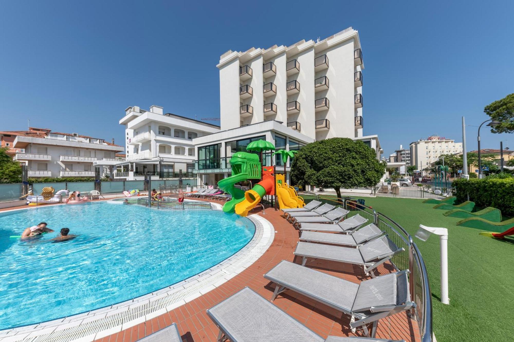 Hotel 2000 Riccione Ngoại thất bức ảnh